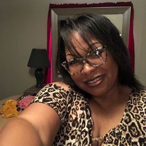 Meet your Posher, Dr. erika